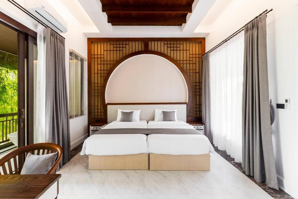 Sclass 2 Luxe Pools & Breakfast , Area Villa *
