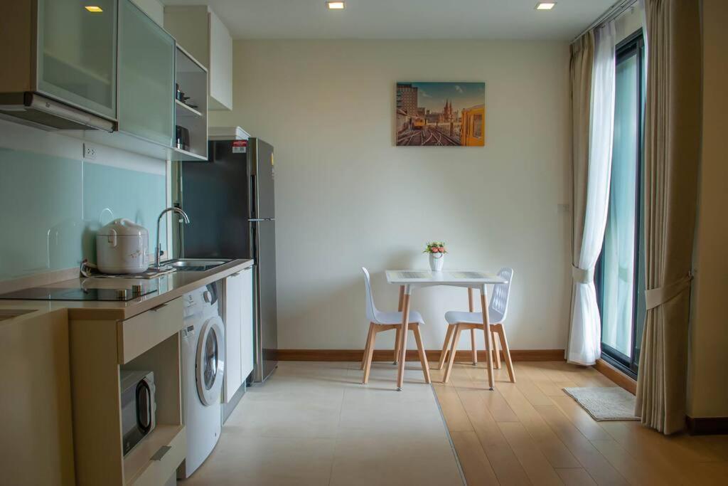 Lovely 1-bedroom Near Night Barzaar Apartamento *