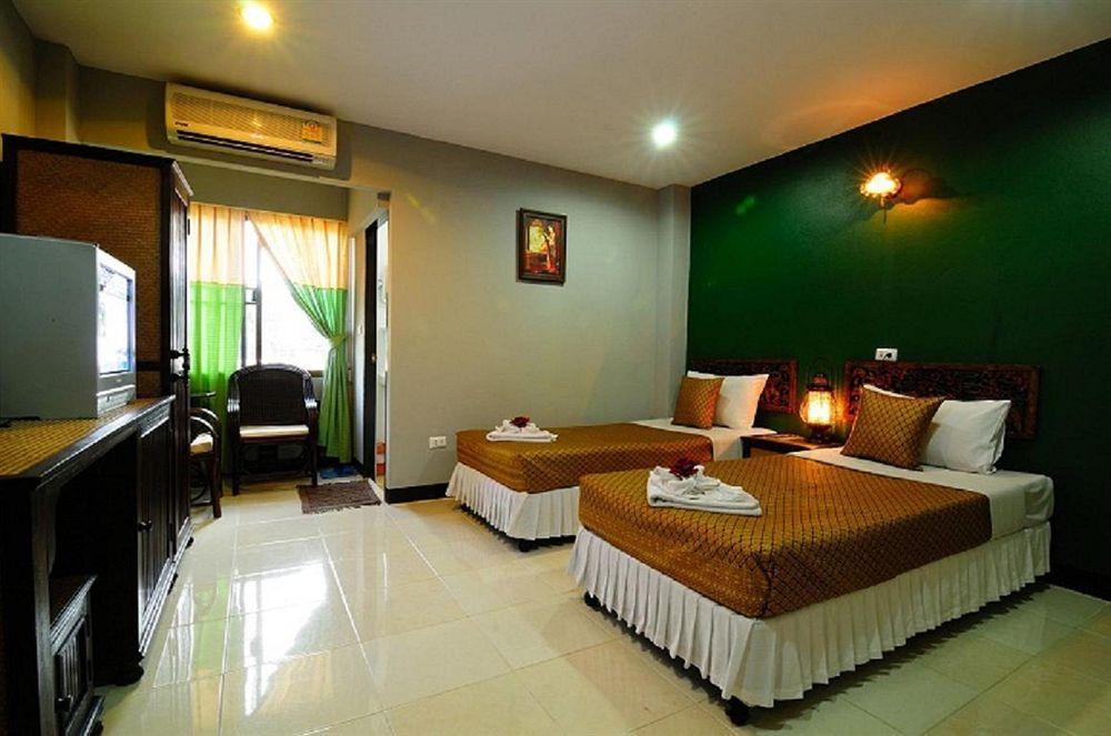 Hotel Cm Night Bazaar Boutique ซี เอ็ม ไนท์บาซาร์ บูทีค - Sha Certified