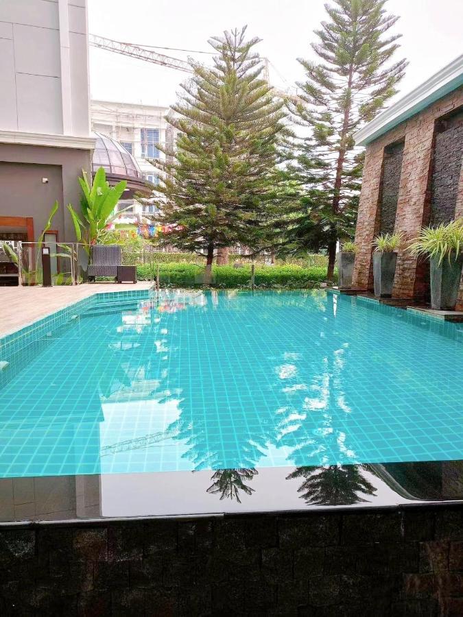 Apartment Swimming View