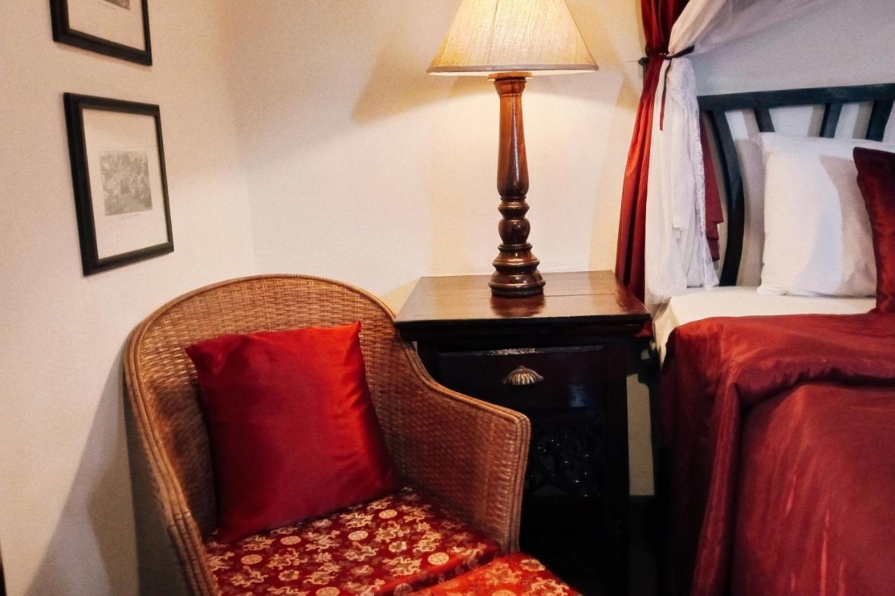 Hotel Tri Yaan Na Ros Colonial House 4*