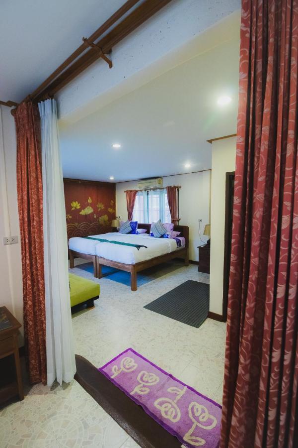 Joy's House & Tour Bed & Breakfast Chiang Mai