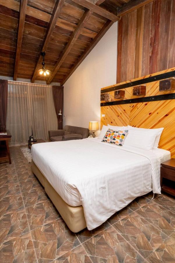 Sanae' Townhouse Hotel Chiang Mai