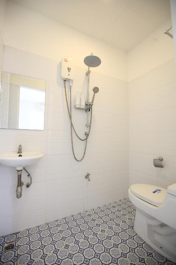Day Off House Near Walking Street Apartment