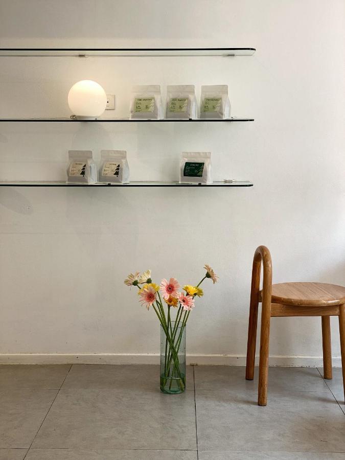 Hotel Evergreen Cafe And Chiang Mai