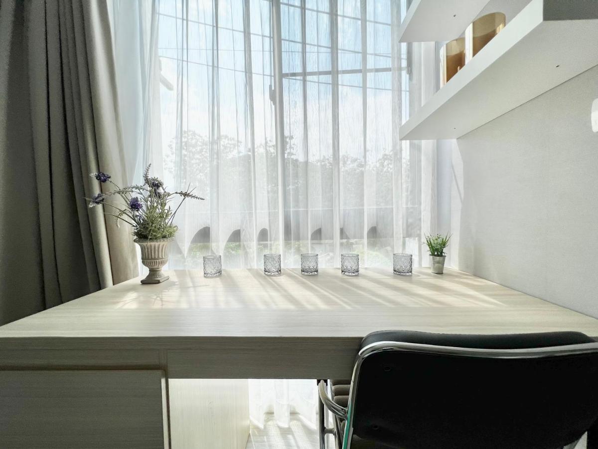Palm Springs Nimman Fountain Condominium By Merryland Apartment