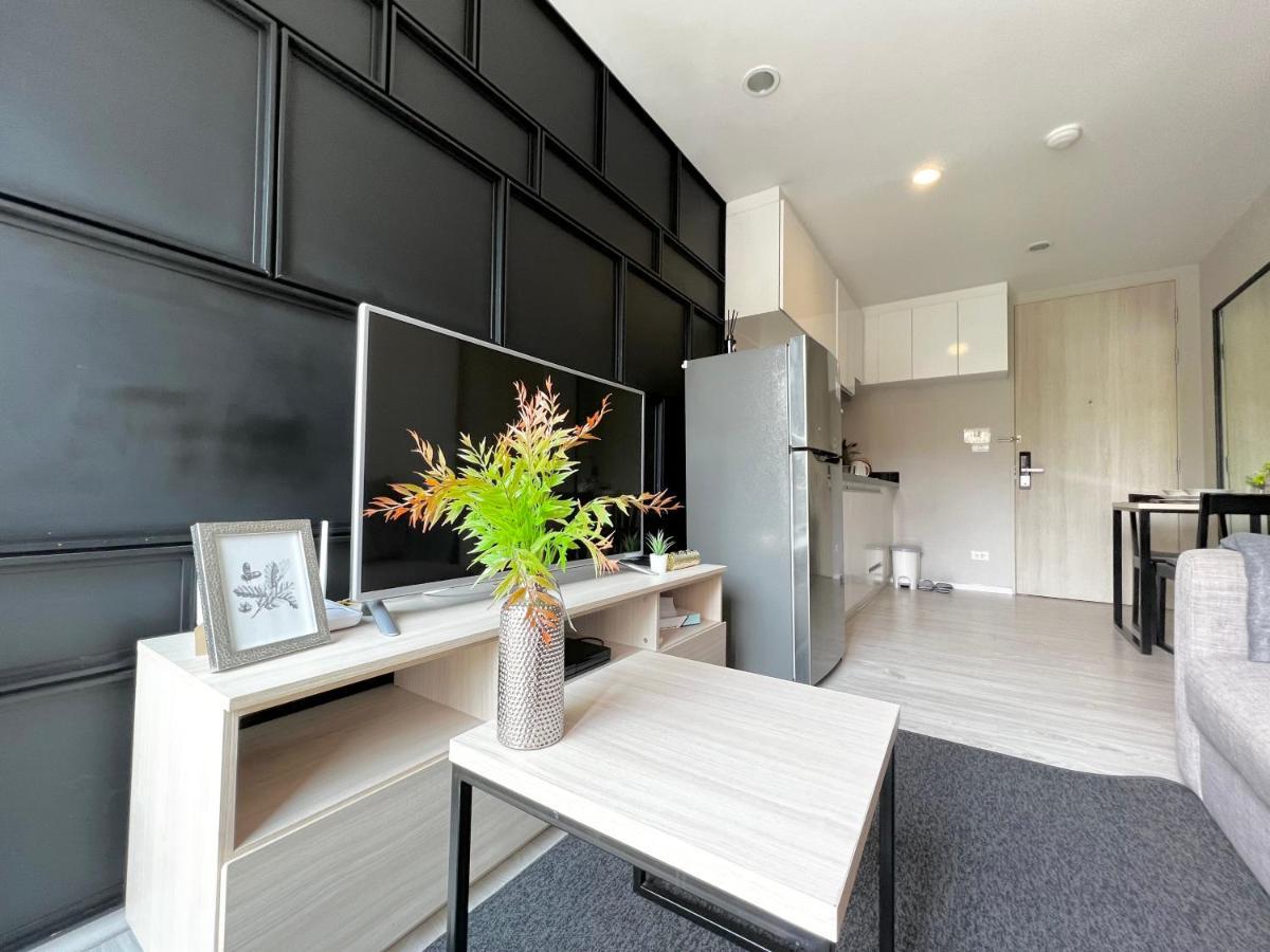 Apartment Palm Springs Nimman Fountain Condominium By Merryland Chiang Mai