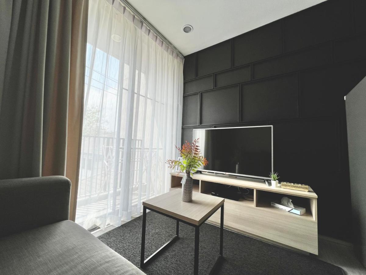 Apartment Palm Springs Nimman Fountain Condominium By Merryland *