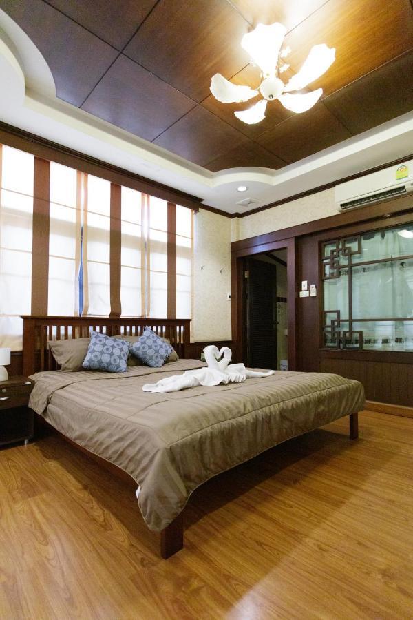 Baan Weekday At Chiangmai Old Town Rumah percutian Chiang Mai