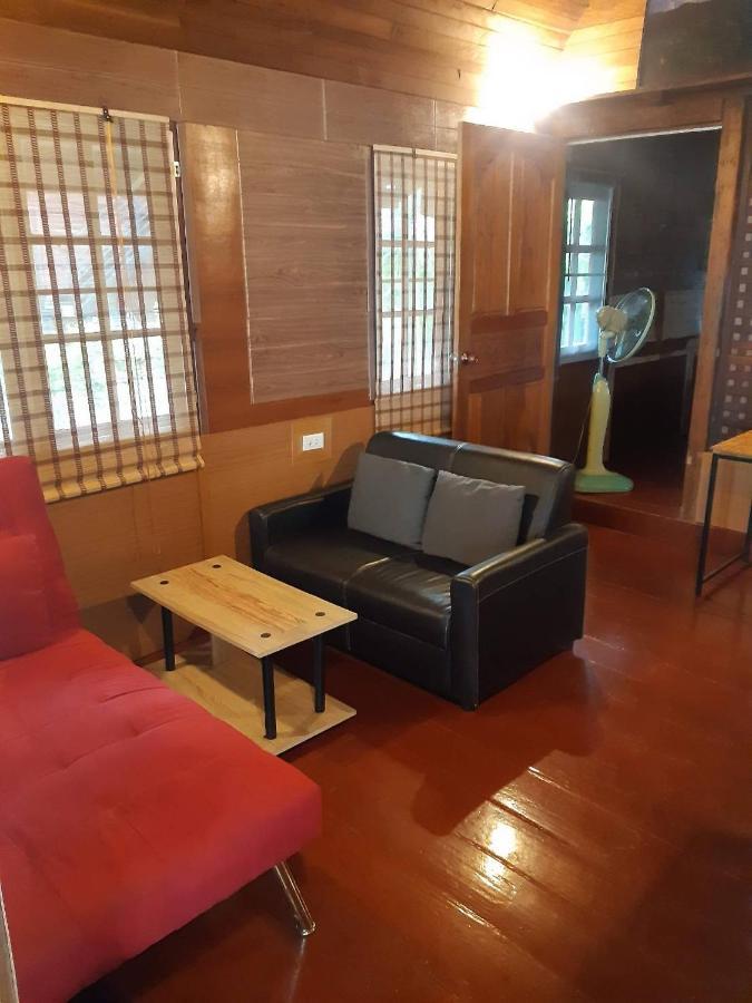 Guest house Britannia Court