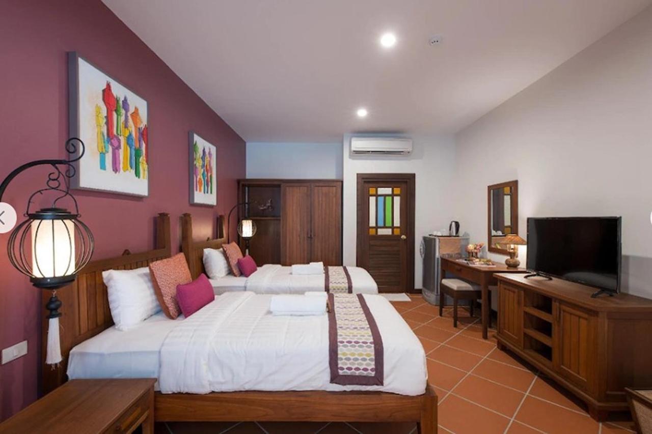 Sanpakoi Hotel 3*