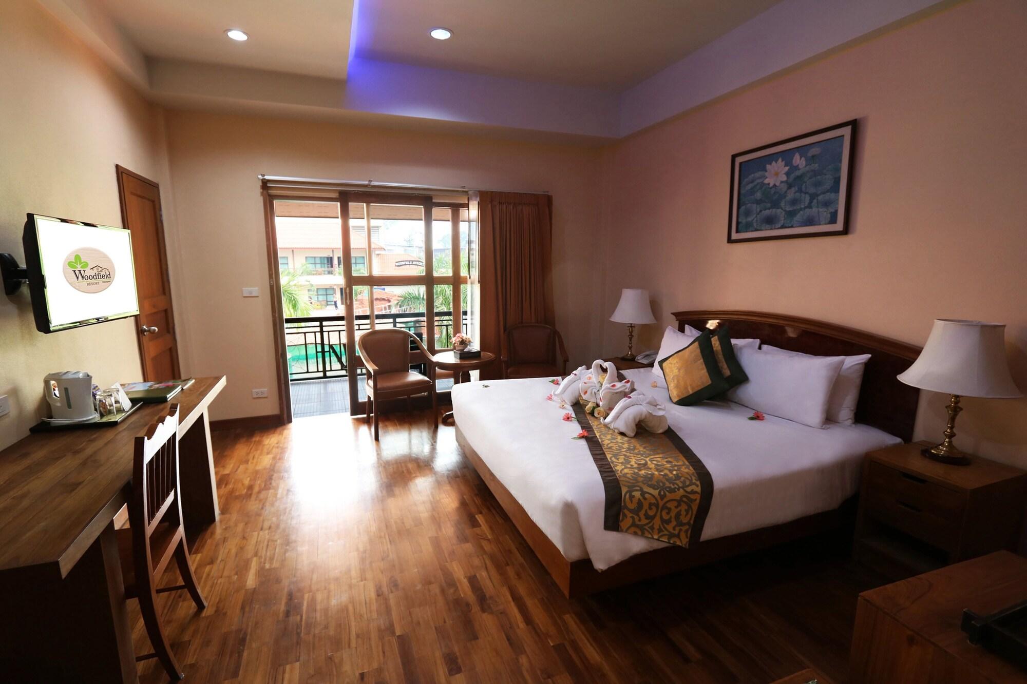 Woodfield - Sha Extra 4*