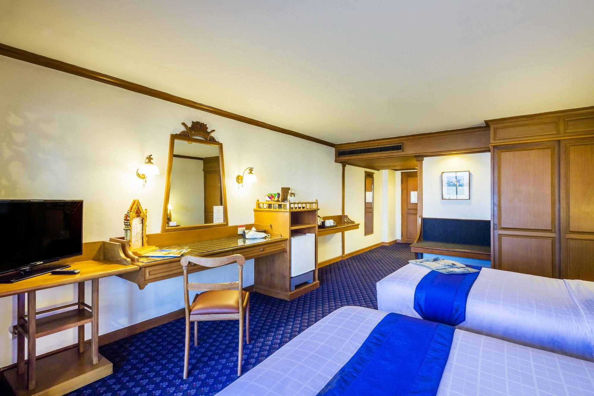 Hotel Lotus Pang Suan Kaew