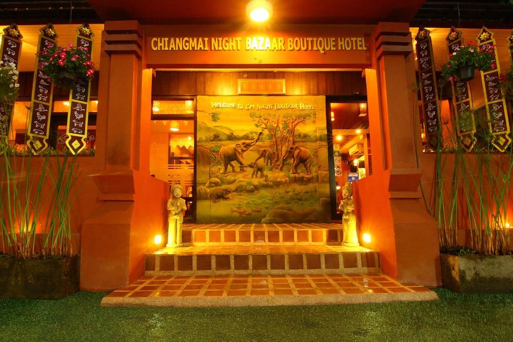 Cm Night Bazaar Boutique ซี เอ็ม ไนท์บาซาร์ บูทีค - Sha Certified Hotel