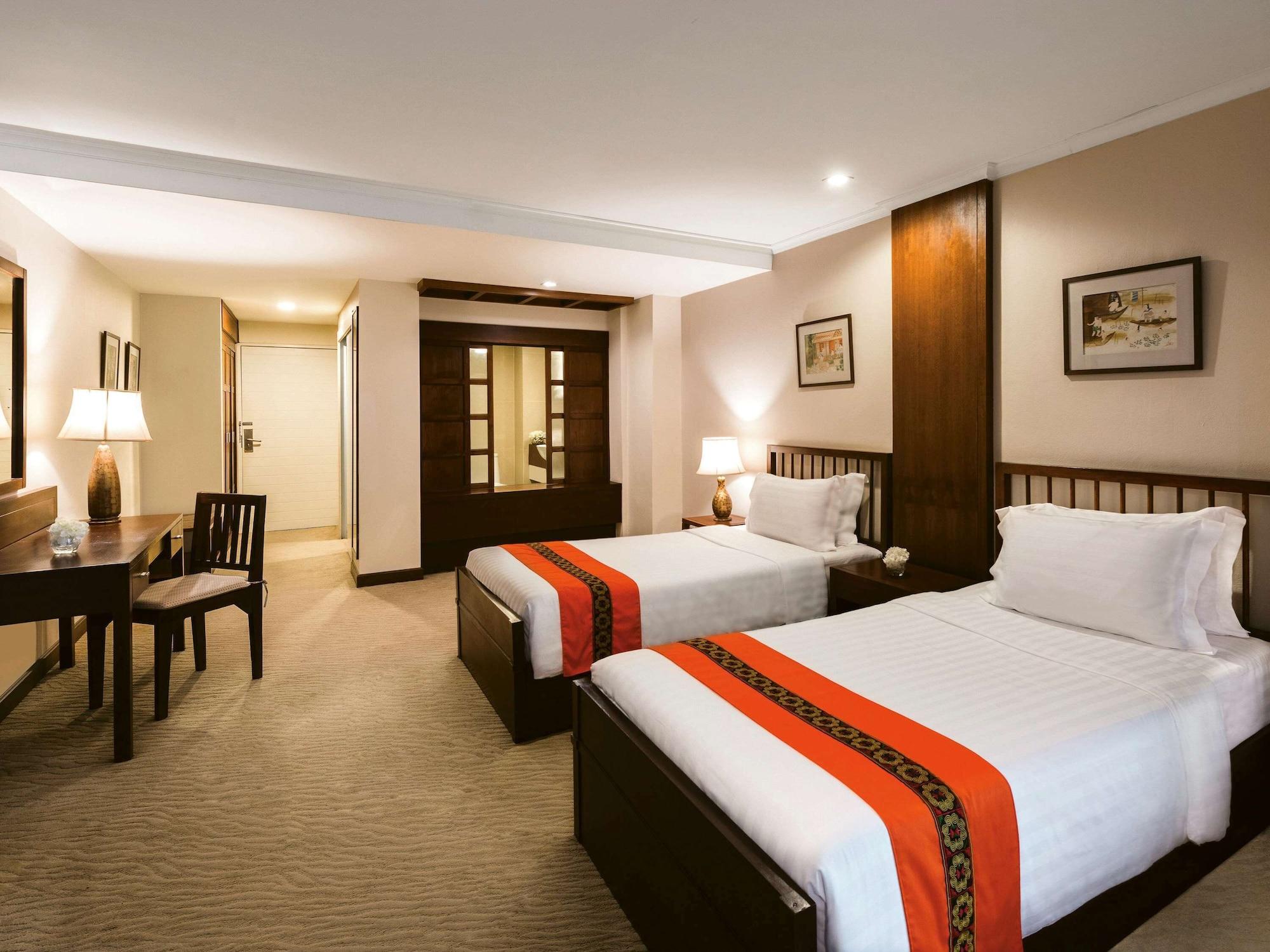 Movenpick Suriwongse Hotel