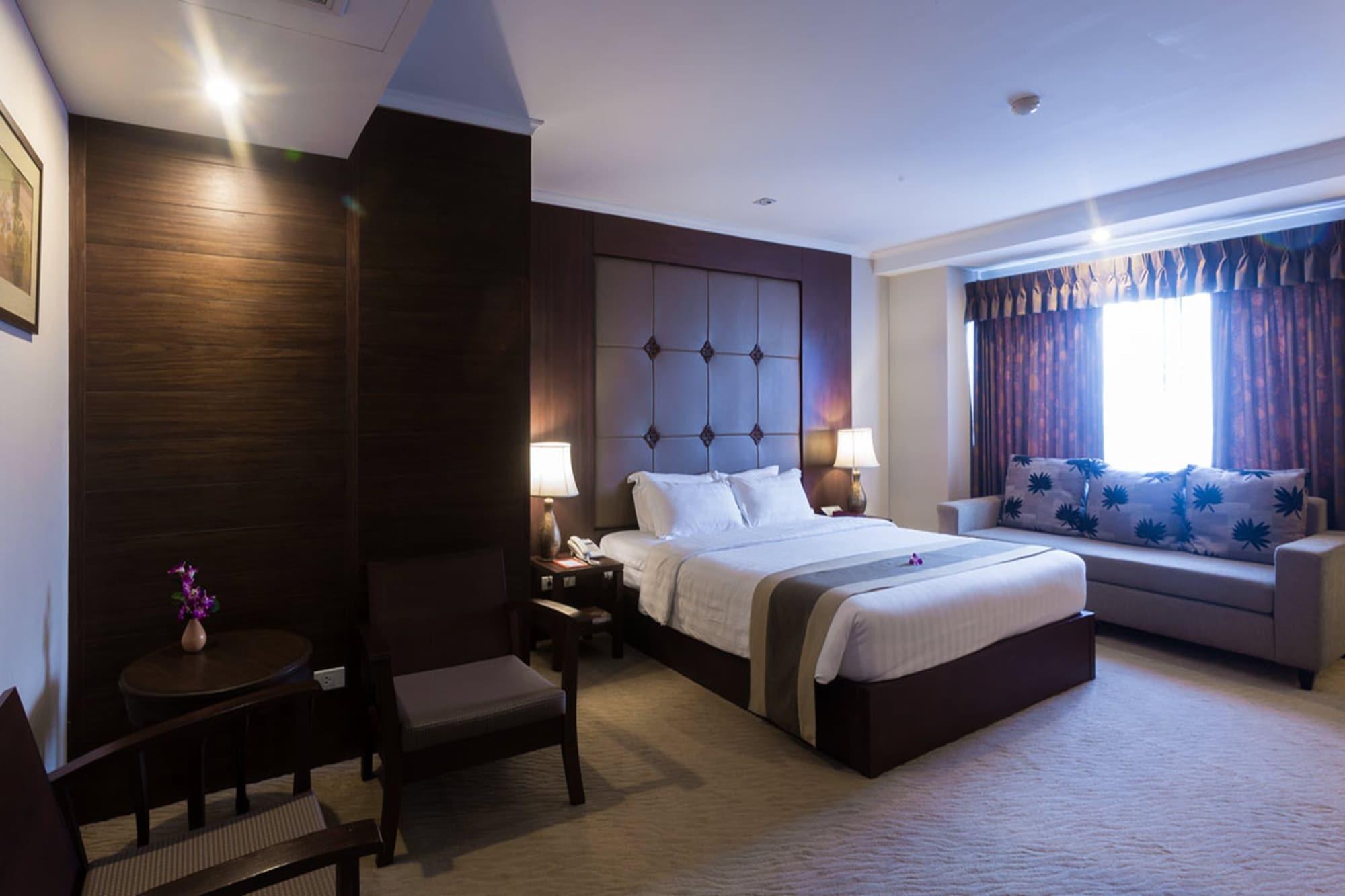Hotel Movenpick Suriwongse