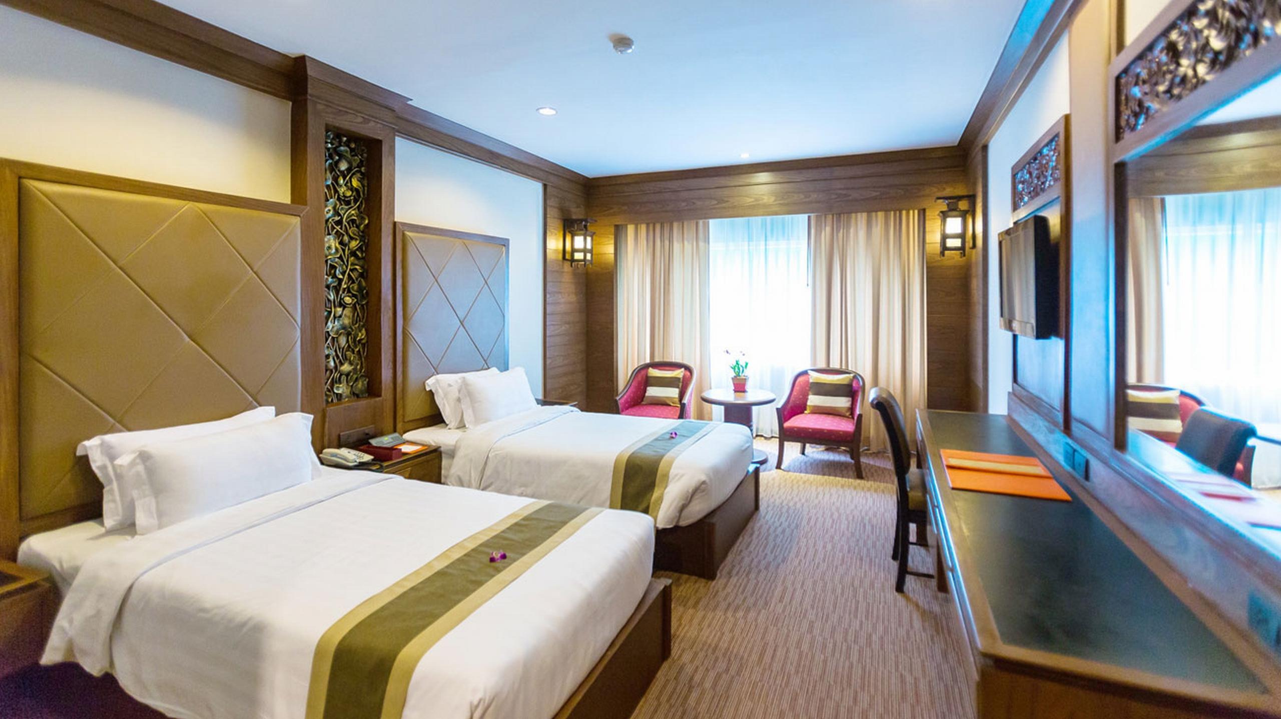 Movenpick Suriwongse 4* Chiang Mai