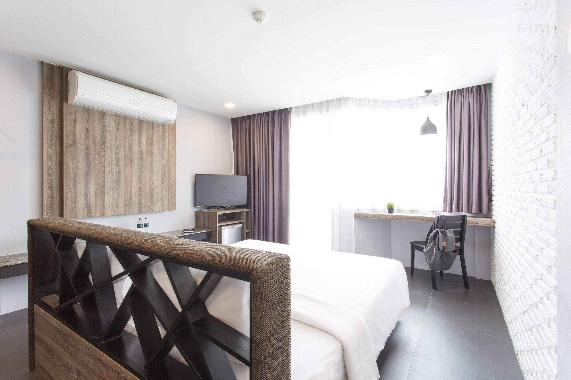 Cross Vibe Decem Nimman 4* Chiang Mai