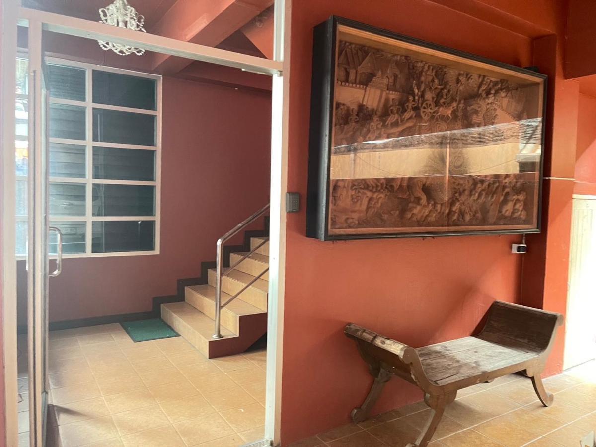 Baan Chinnakarn 2*