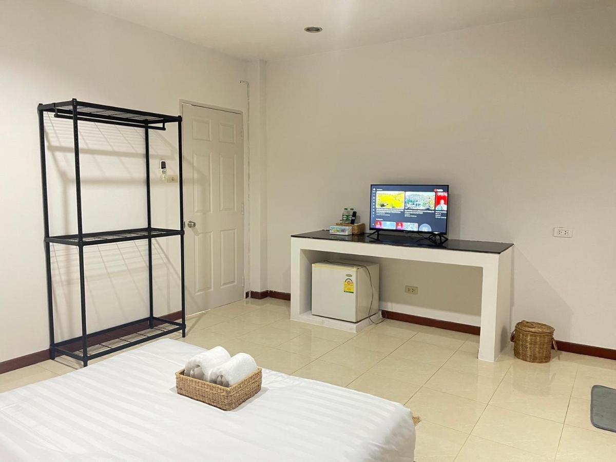 Baan Chinnakarn 2*