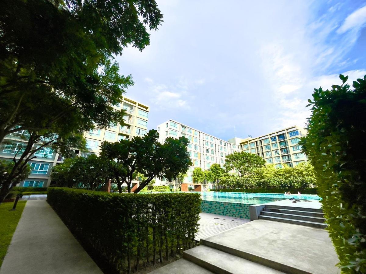 In Town In Chiangmai Apartment *