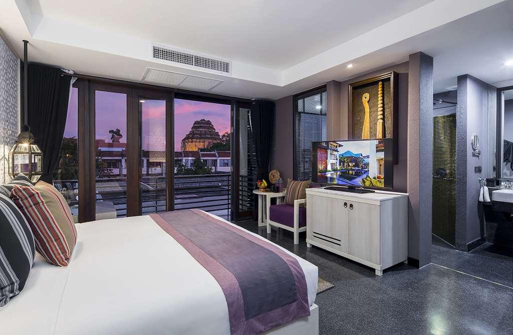 U Hotel