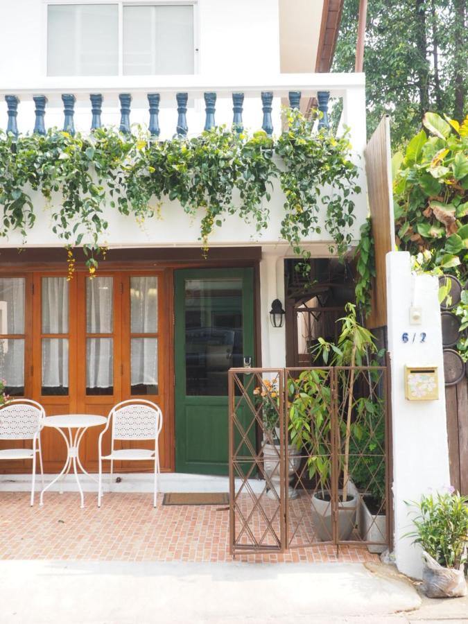 Cozy House In Middle Of Old Town Chiangmai Chiang Mai