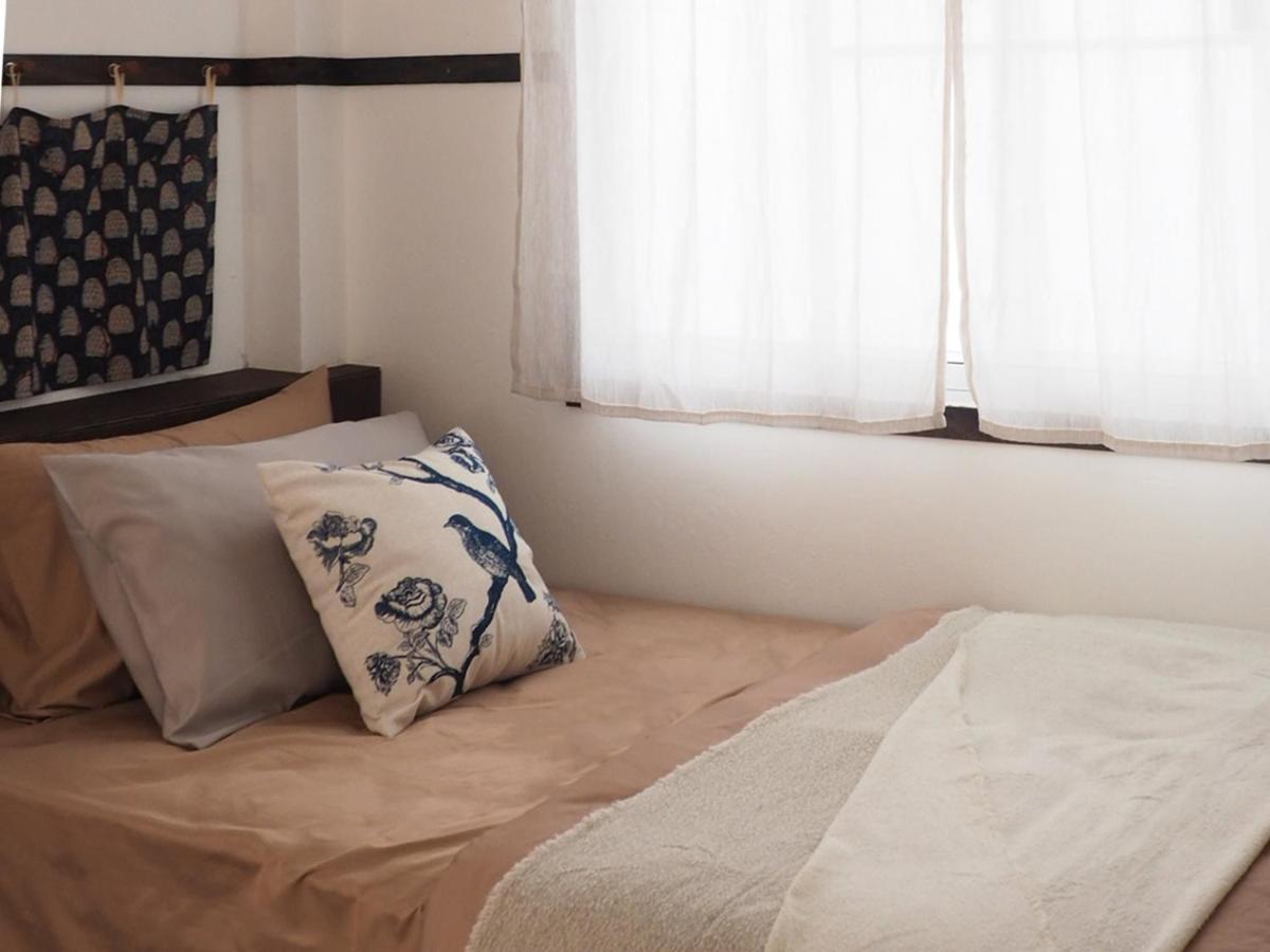 Cozy House In Middle Of Old Town Chiangmai Vila