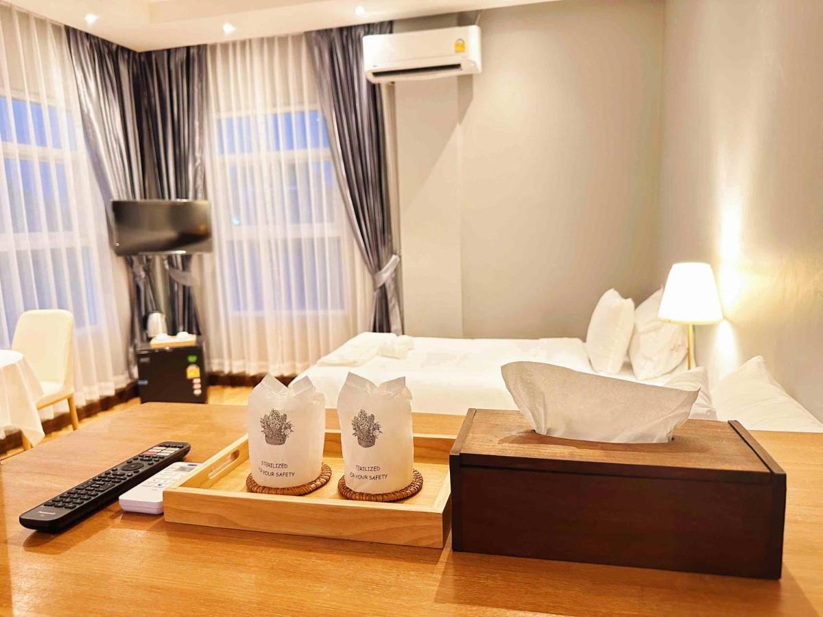 The White House Rachamankha เดอะ ไวท์เฮ้าส์ ราชมรรคา Albergue