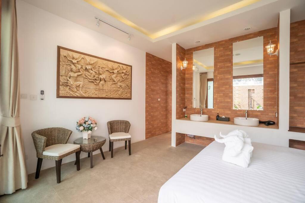 Villa Unique Lanna Style Pool Chiang Mai