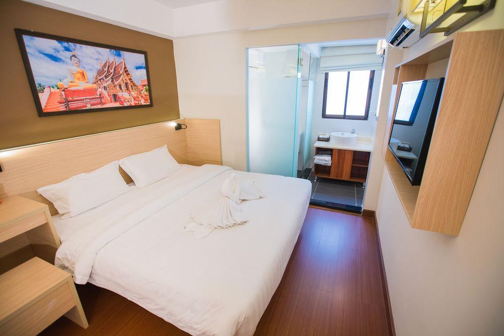 Hotel Chiang Roi 7 Days 3*