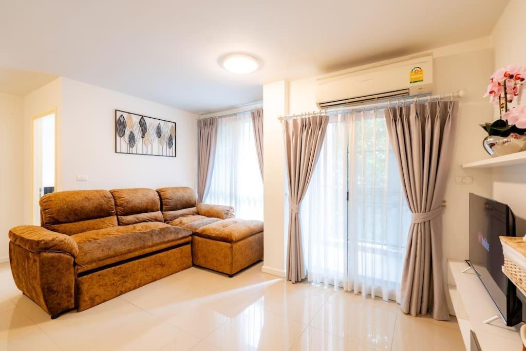 Luxury 2 Bedroom Old
