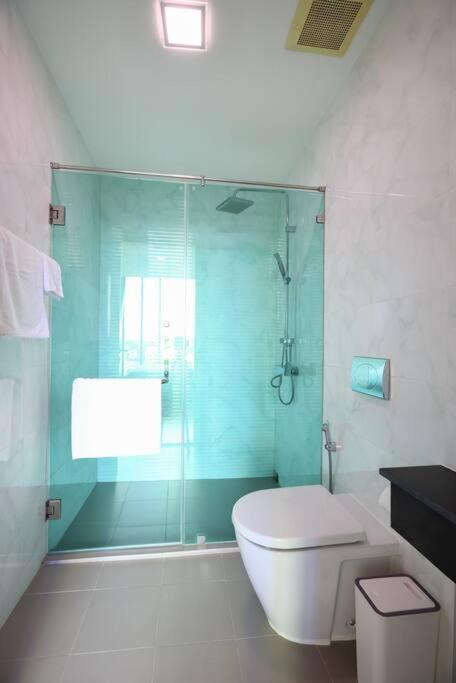 Apartment Stunning Spacious Mountain View *
