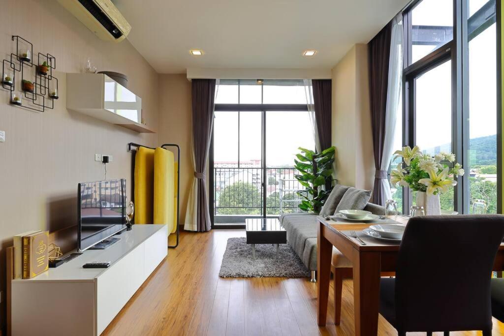 Stunning Spacious Mountain View * Chiang Mai