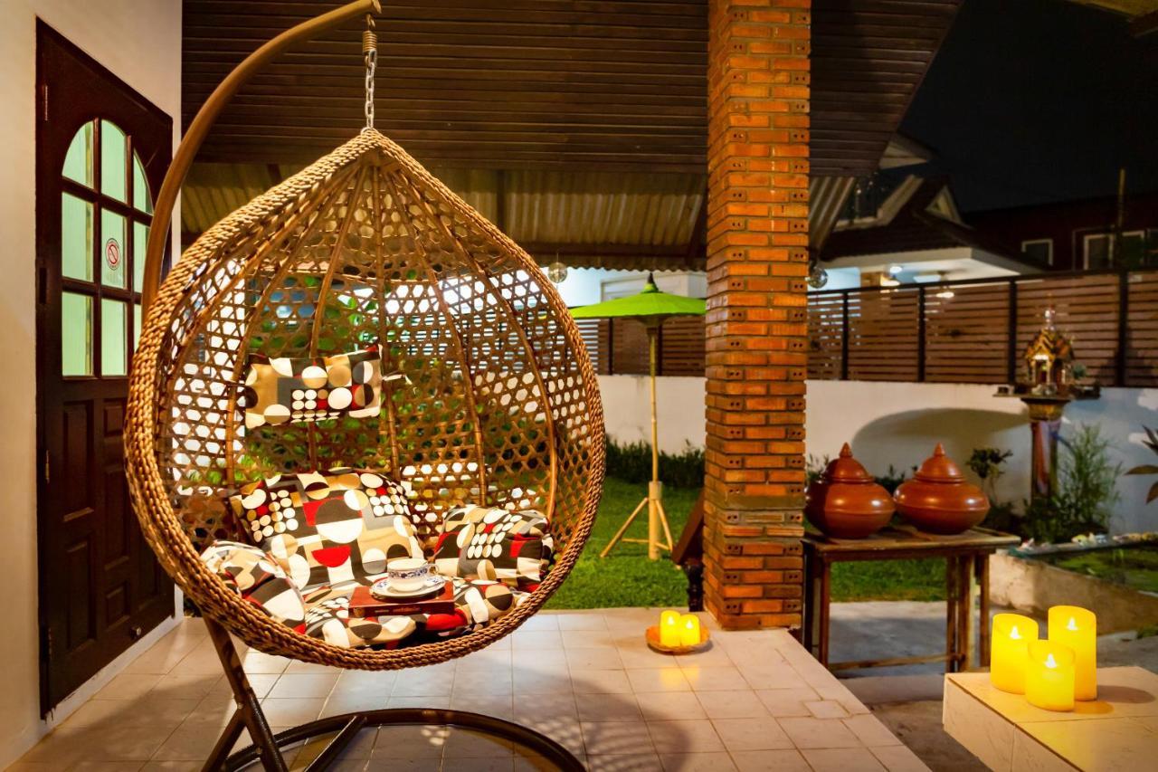 Villa Cnx House