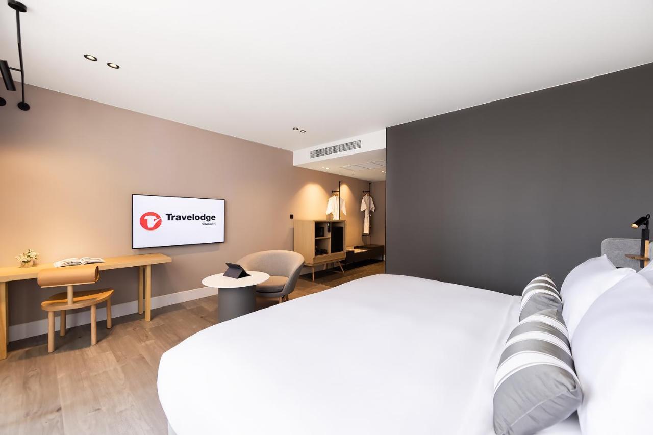 Travelodge Nimman Hotel