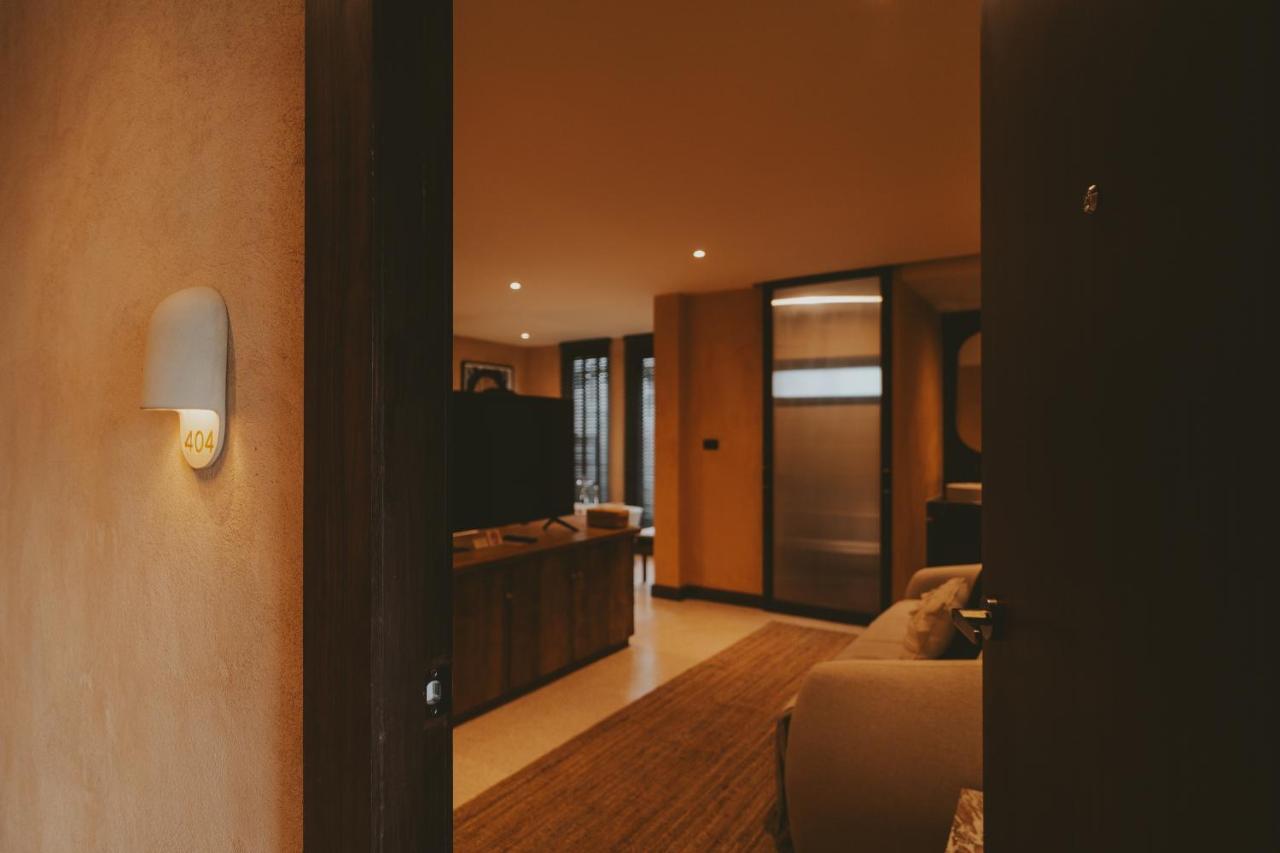 Hotel Clay Chiang Mai