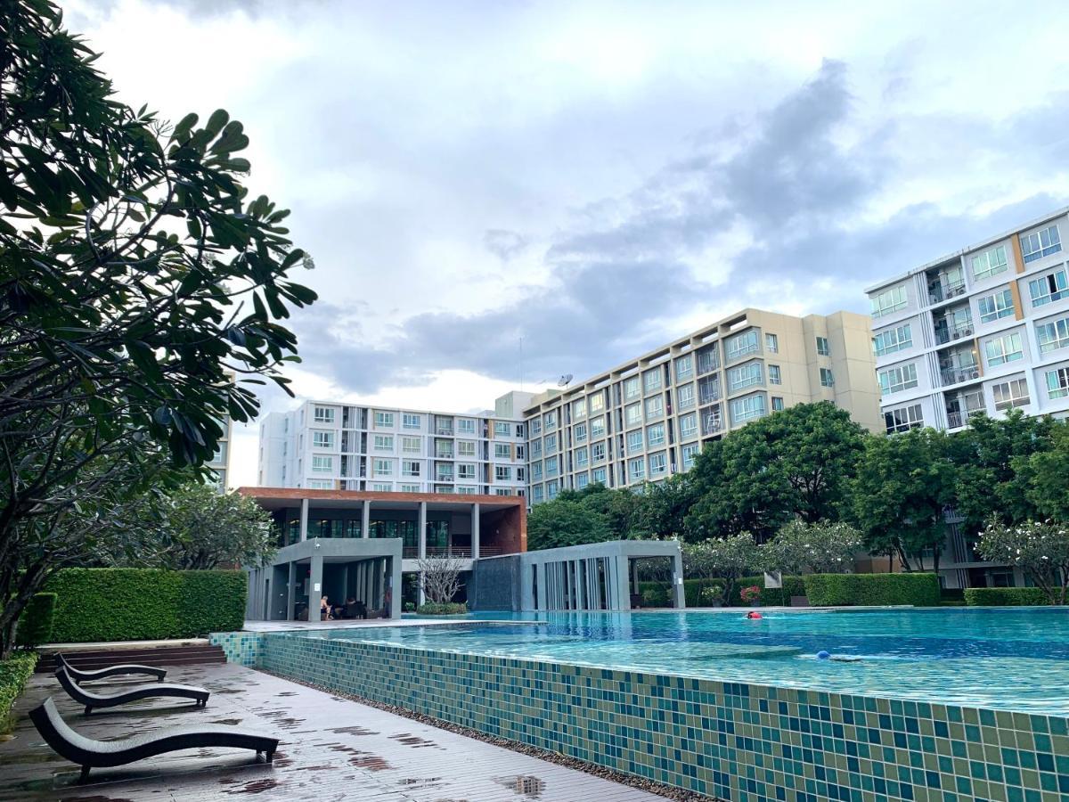 Apartment The 5th One Bed Dcondo Sign Chiang Mai