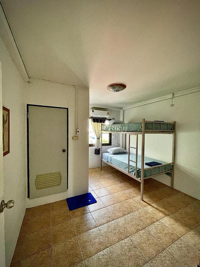 Hostel Satop Travelers *
