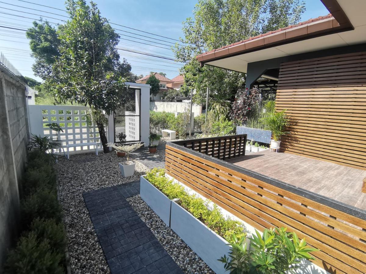 Soi9 Poshtel Guest house *
