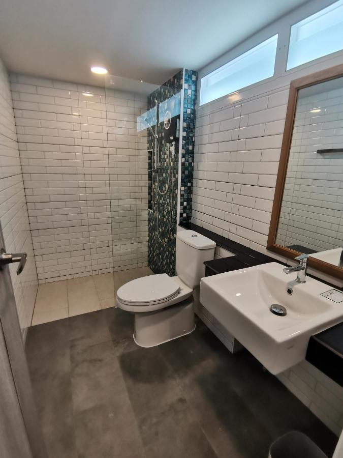 Soi9 Poshtel Guest house Chiang Mai
