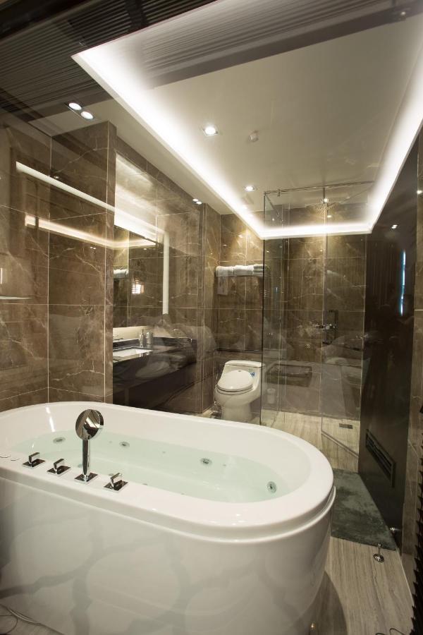 Apartamento Night Market Super Large Luxurious 3-bedroom Hotel-style Chiang Mai