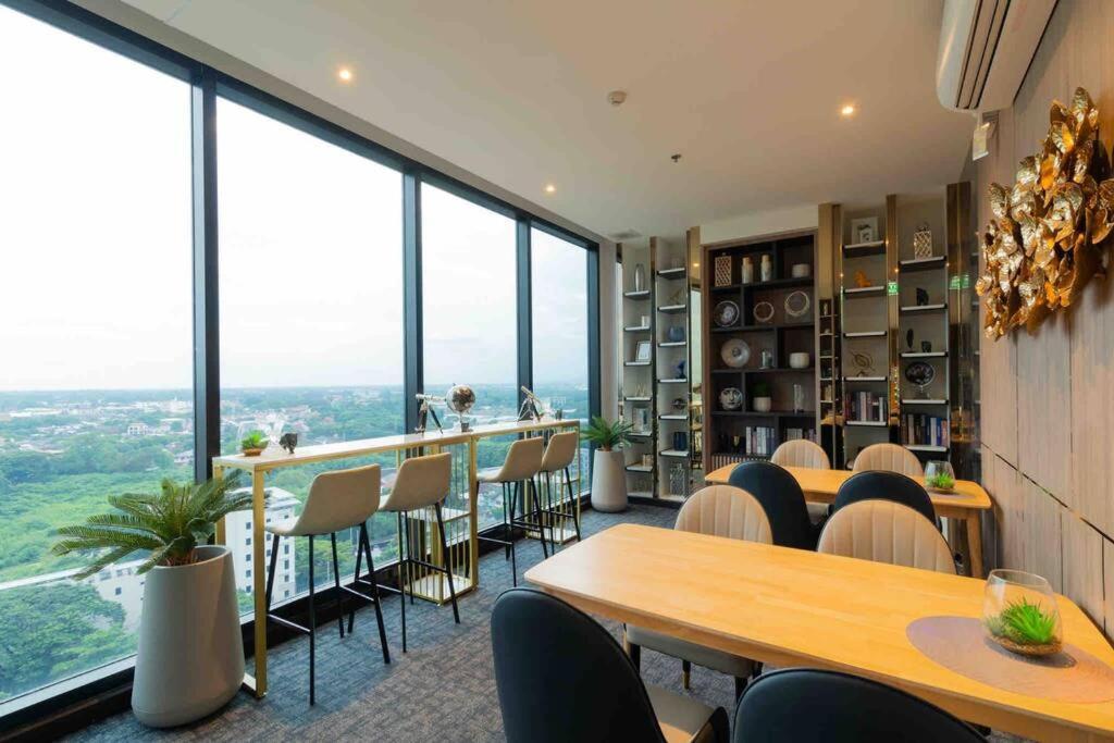 The Astra Sky River 1 Bedroom A Relaxing * Chiang Mai