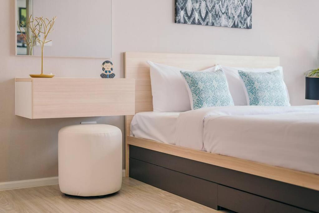 Modern In Nimman Apartment *