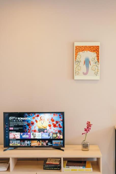 Modern In Nimman Apartment *