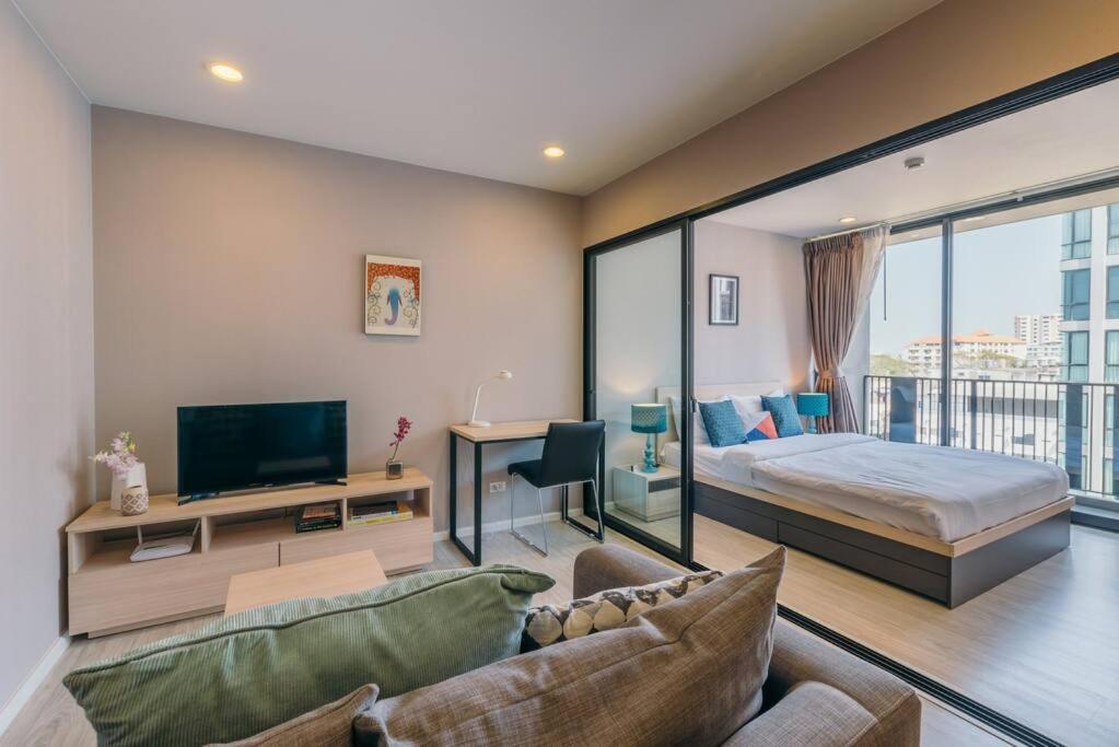 Modern In Nimman Apartment Chiang Mai