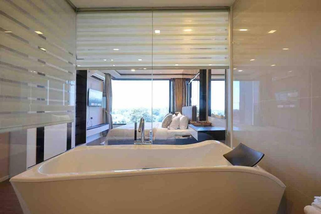 Exclusive Living The Star Hill