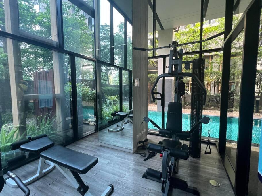 Apartamento Palm Spring Fountain 1 Bdr @nimman #pool #gym #workcation