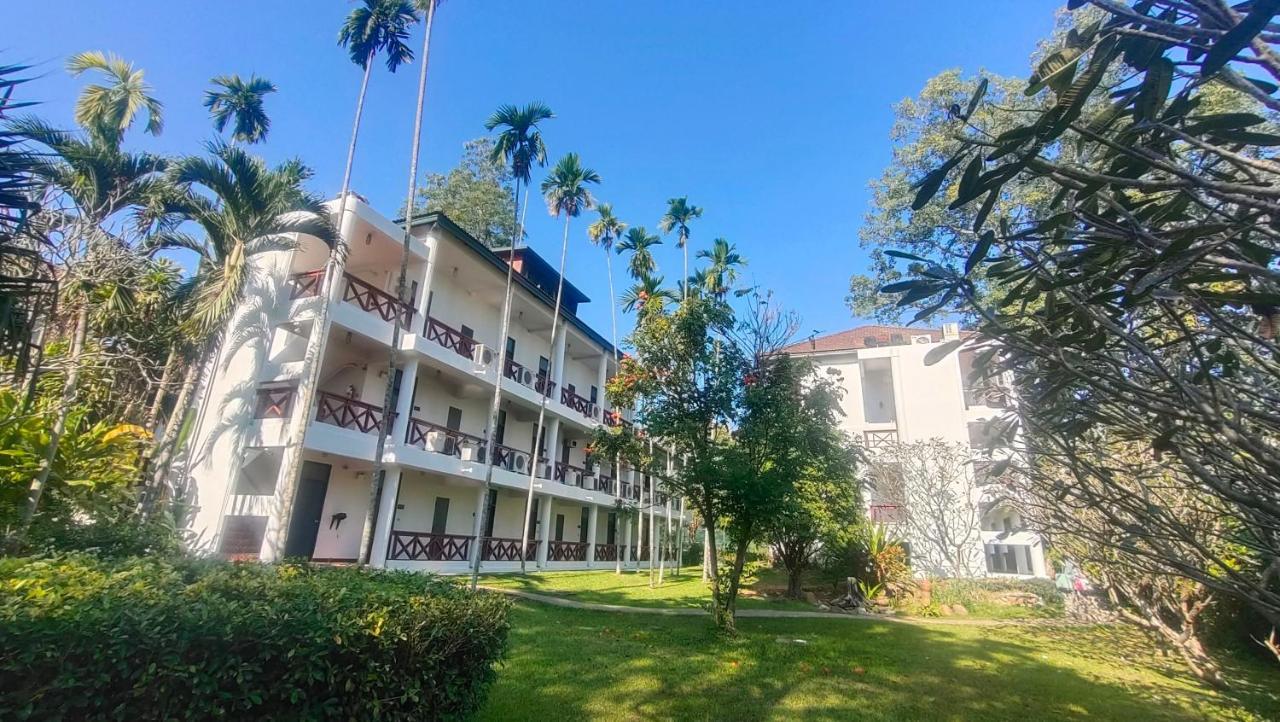 The Imperial & Sports Club Resort