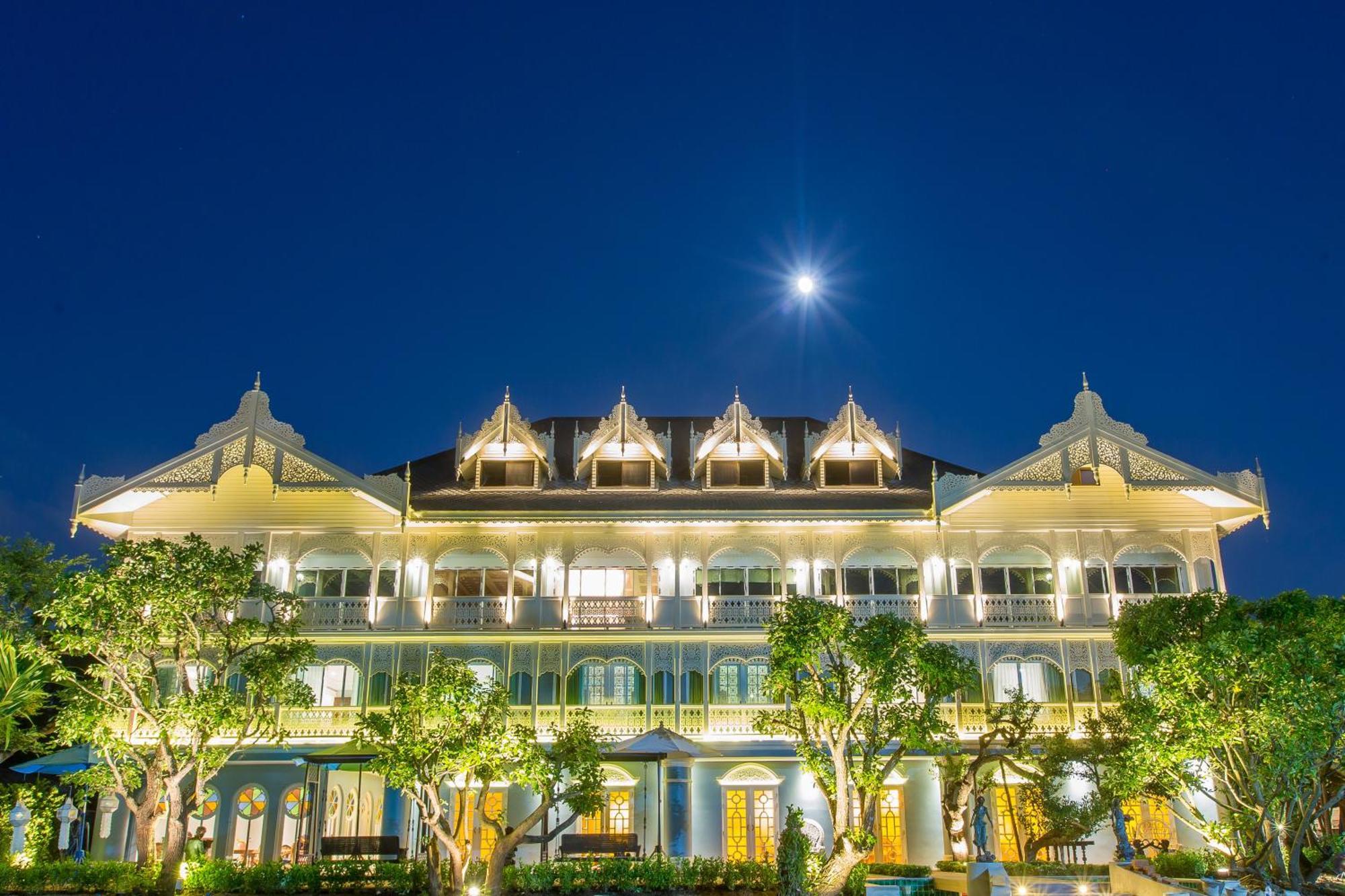 Hotel At Pingnakorn Riverside Chiang Mai